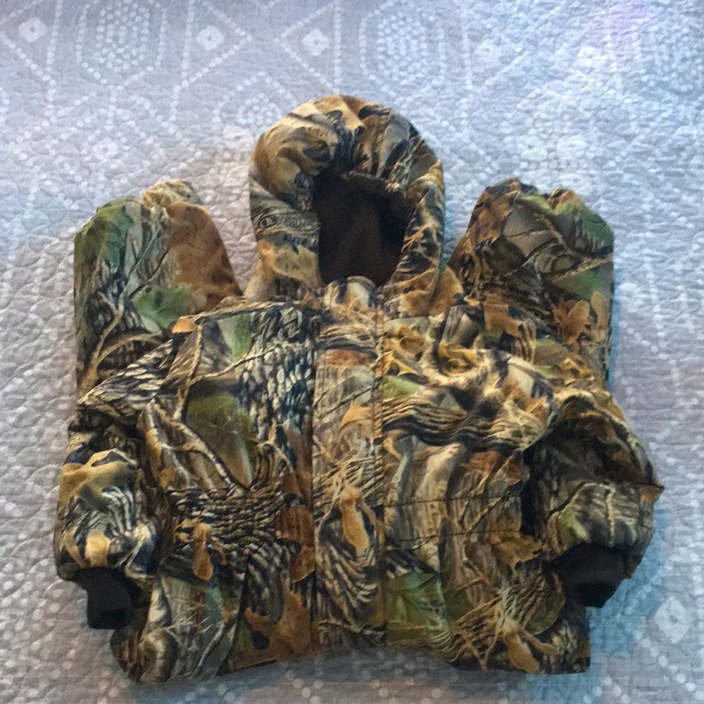 2T/2T long Cabela’s snowsuit